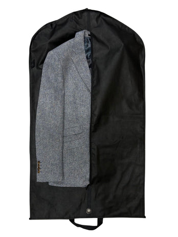 suit-bag-carrier-black-focus