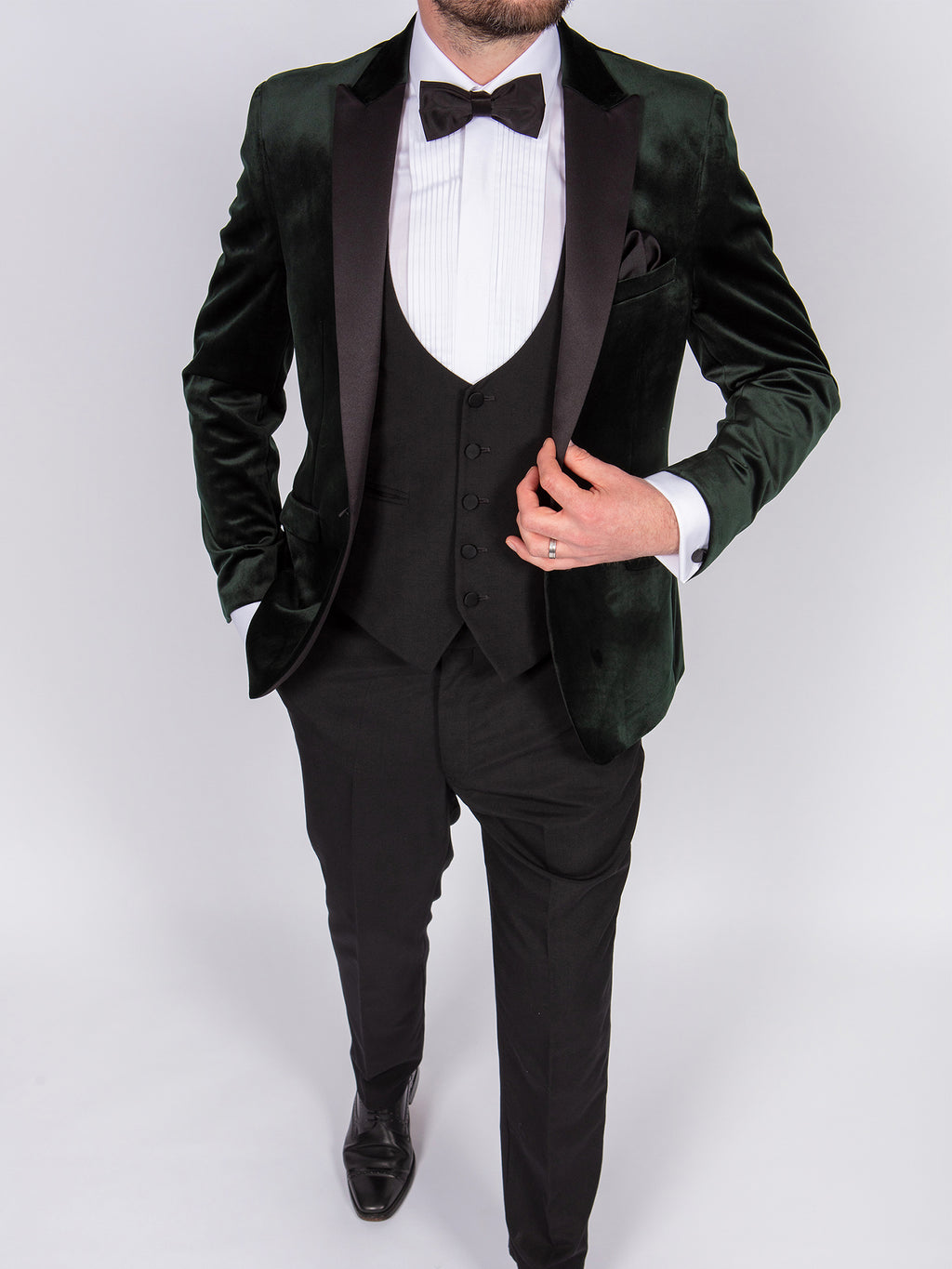 green-tuxedo-groom-suit-hire-belfast