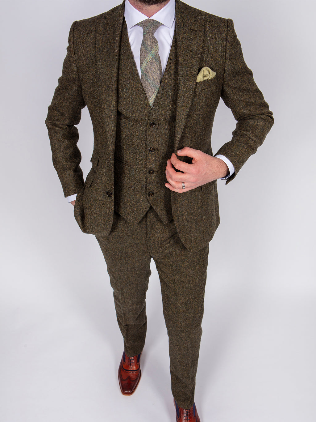 green-tweed-3-piece-suit-belfast
