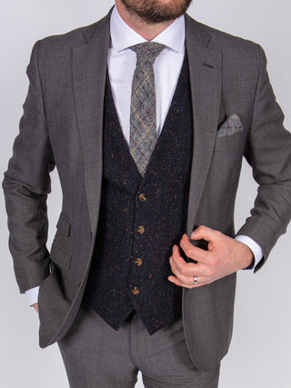 grey-groom-wedding-suit-hire-belfast