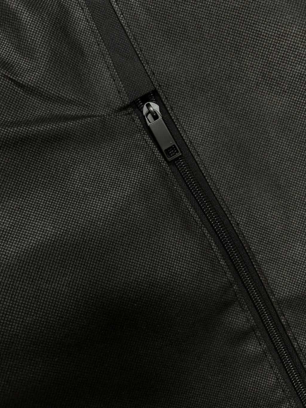 suit-bag-carrier-black