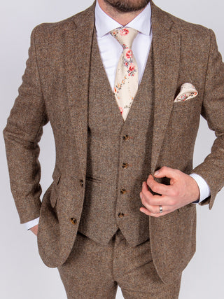 tweed-groom-suit-brown-suit-hire-belfast