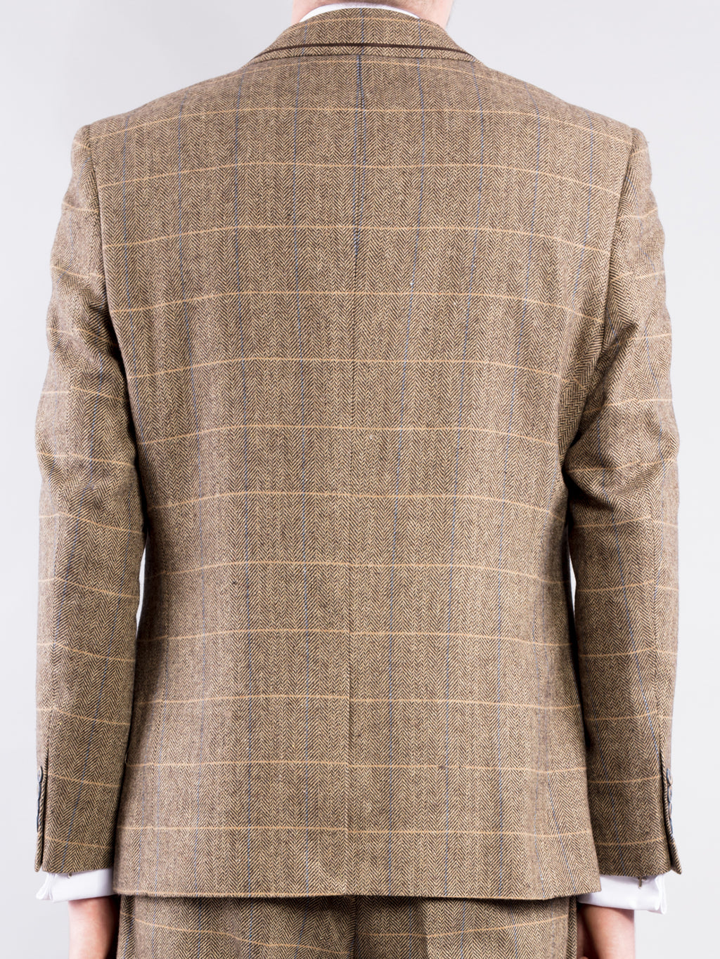 brown-tweed-suit