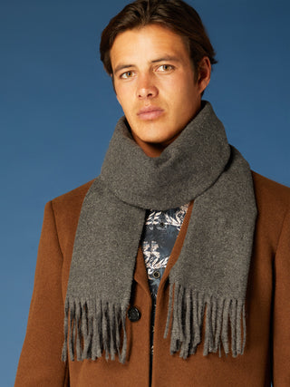 remus uomo mens grey scarf